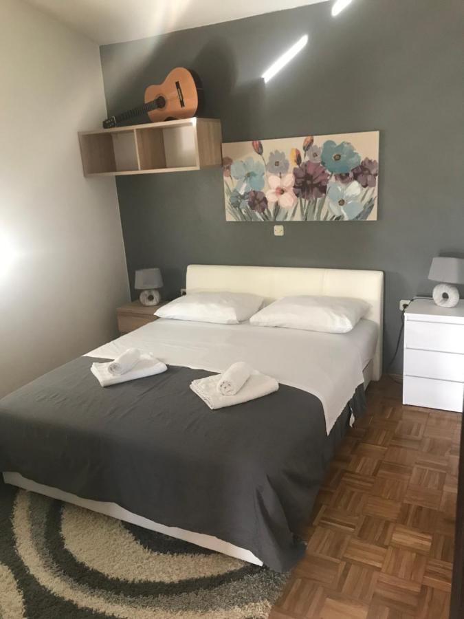 Casa Duje Ferienhaus *